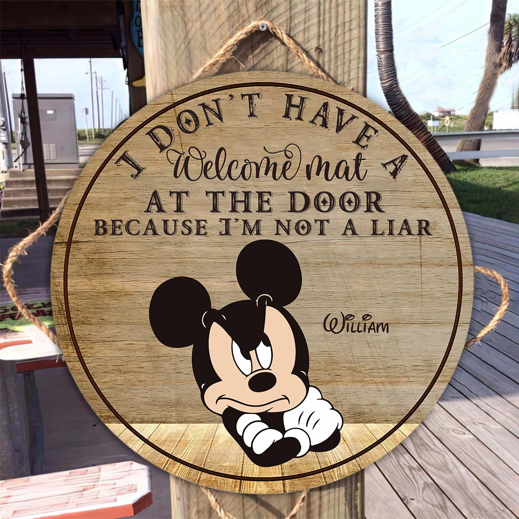 Personalized Round Wood Sign Custom Name Welcome Gift for Home Round Wood Sign GradoCreations