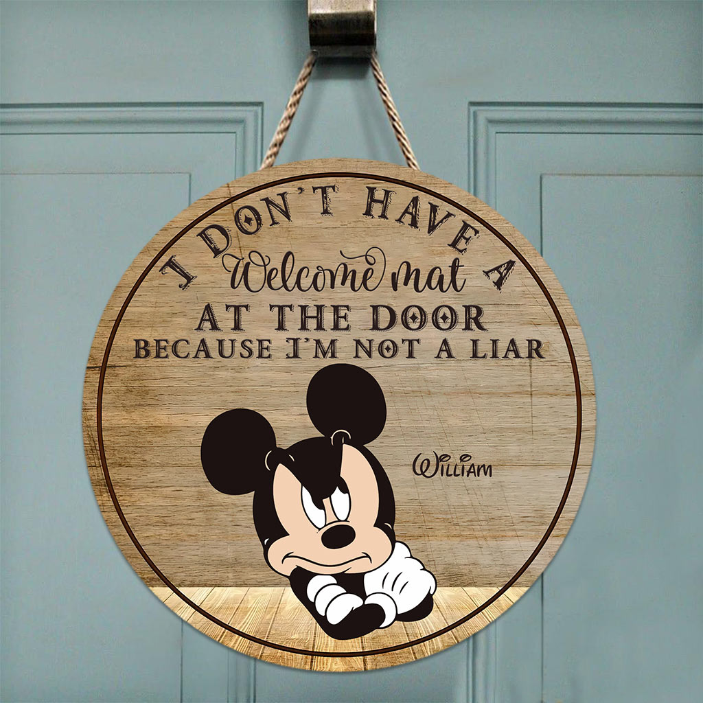 Personalized Round Wood Sign Custom Name Welcome Gift for Home Round Wood Sign GradoCreations