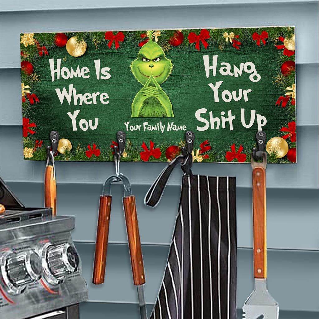 Personalized Wood Key Rack with Grinch Design for Christmas Gift Key Rack GradoCreations