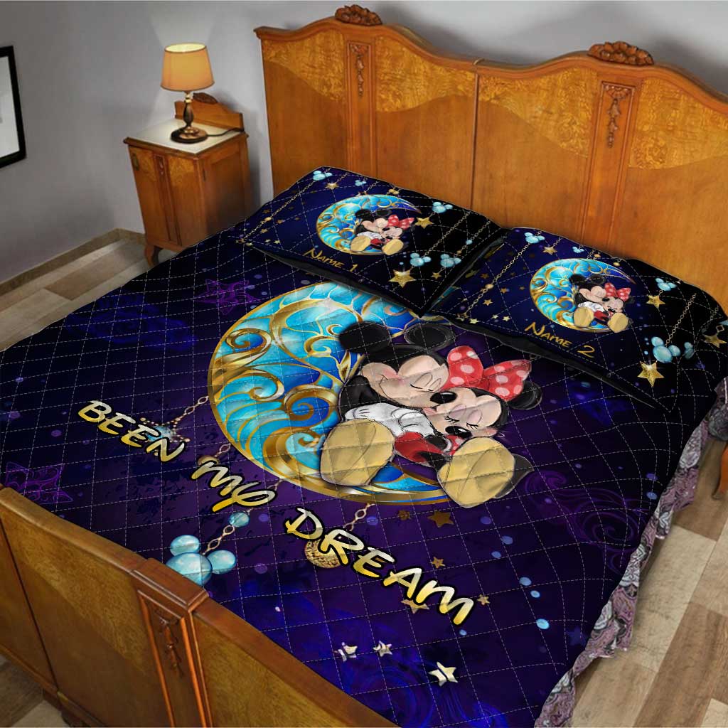 Personalized Couple Quilt Set with Mouse Design for Anniversary or Valentine's Day Quilt Set GradoCreations