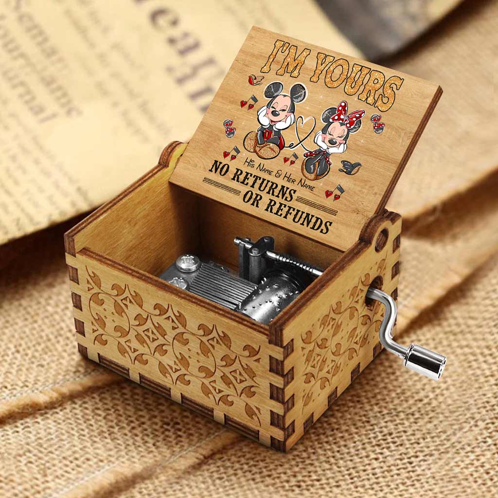 Personalized Hand Crank Music Box with Custom Names Gift Hand Crank Music Box GradoCreations