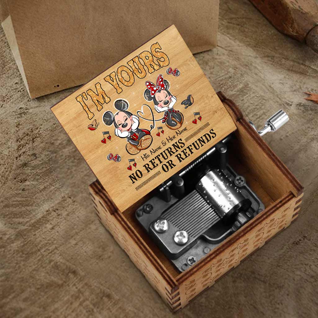 Personalized Hand Crank Music Box with Custom Names Gift Hand Crank Music Box GradoCreations