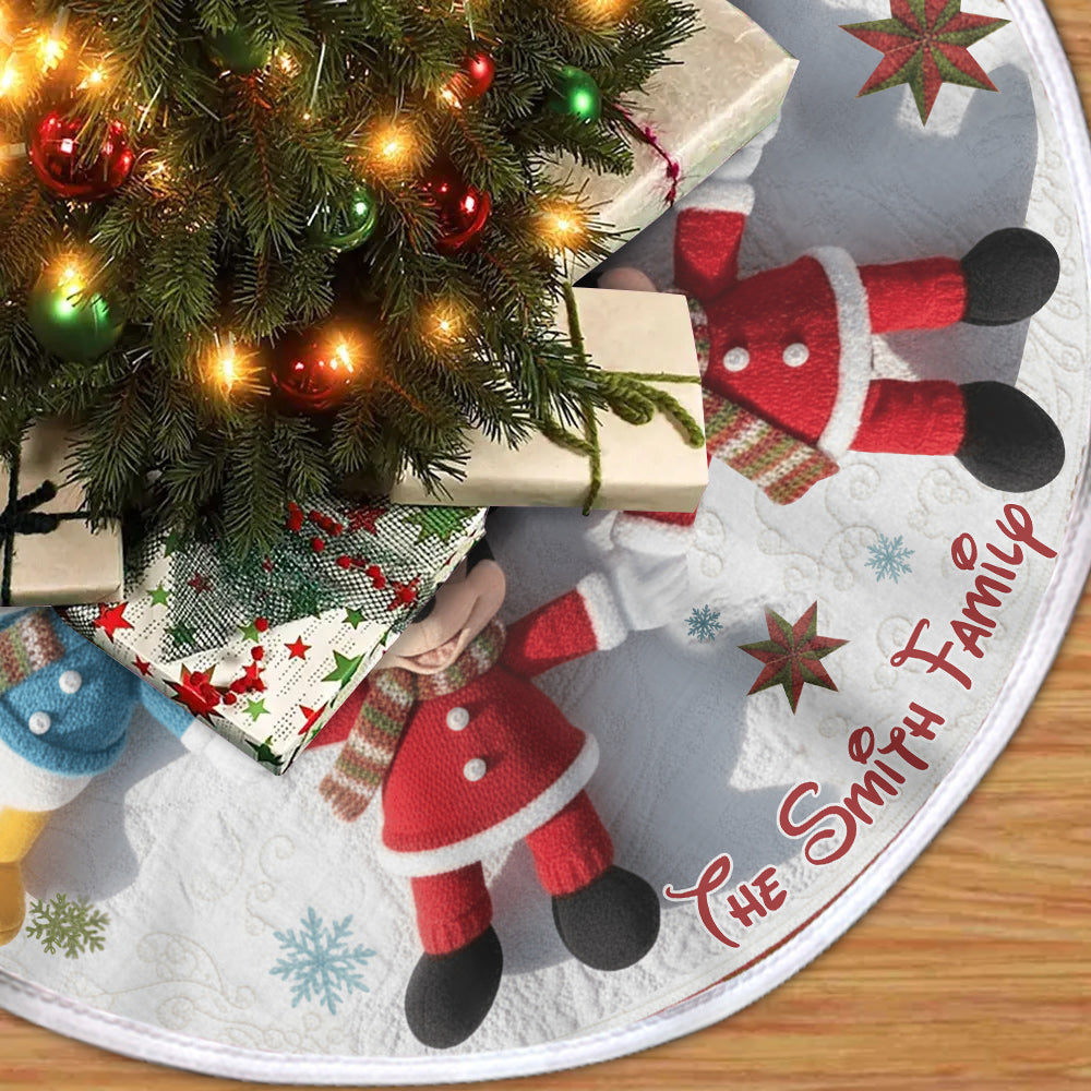 Personalized Christmas Tree Skirt with Family Name - Holiday Decor Tree Skirt GradoCreations