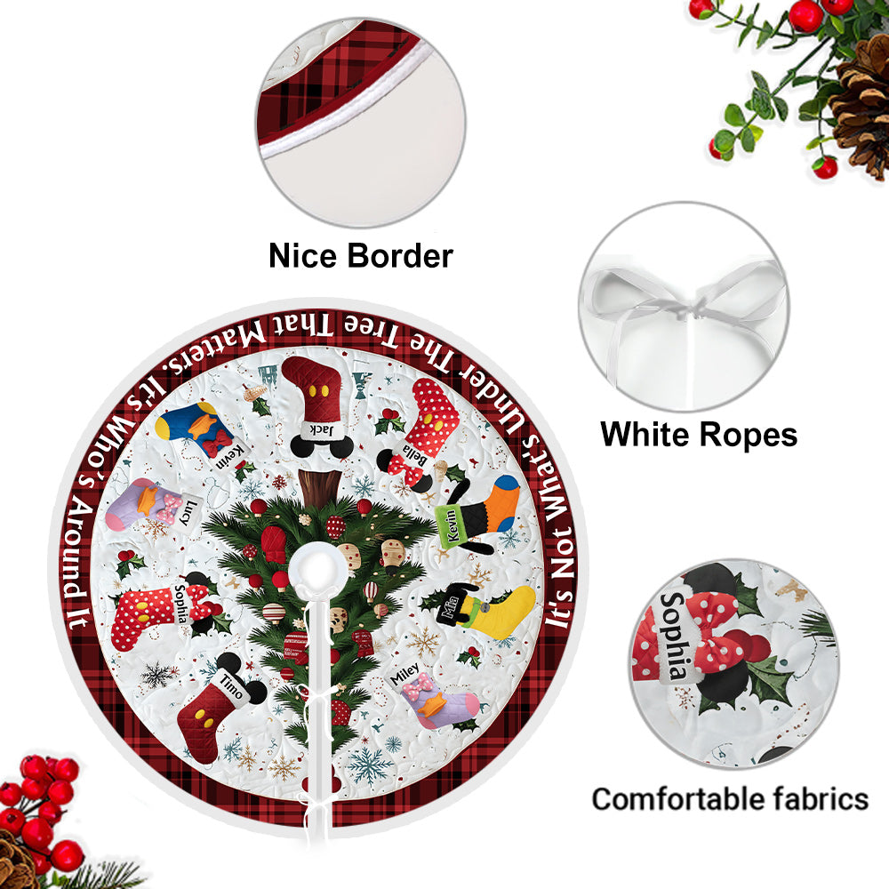 Personalized Christmas Tree Skirt with Custom Names - Holiday Decor Tree Skirt GradoCreations