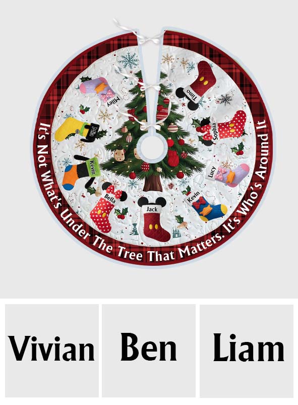 Personalized Christmas Tree Skirt with Custom Names - Holiday Decor Tree Skirt GradoCreations