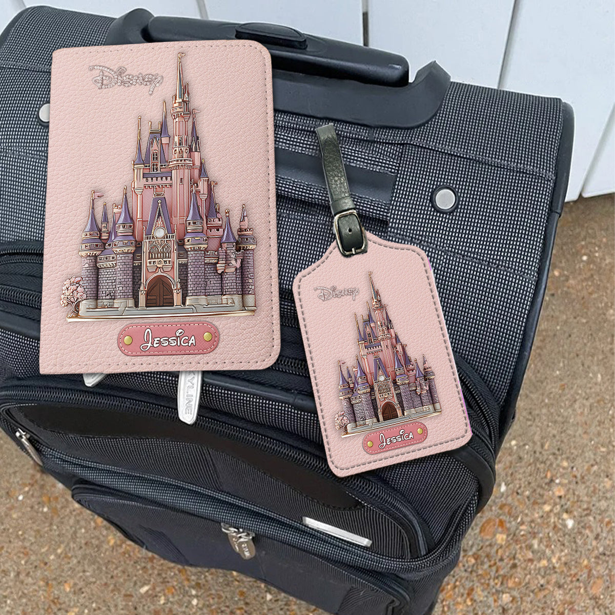 Personalized Leather Luggage Tag & Passport Holder Set for Travelers Leather Luggage Tag & Passport Holder GradoCreations