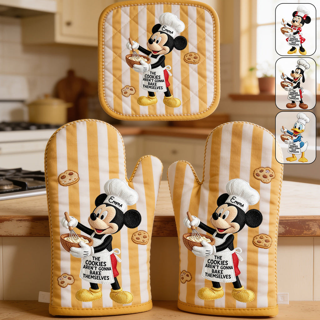 Personalized Mickey Mouse Oven Mitts & Pot Holder Set for Kids Oven Mitts & Pot Holder set GradoCreations