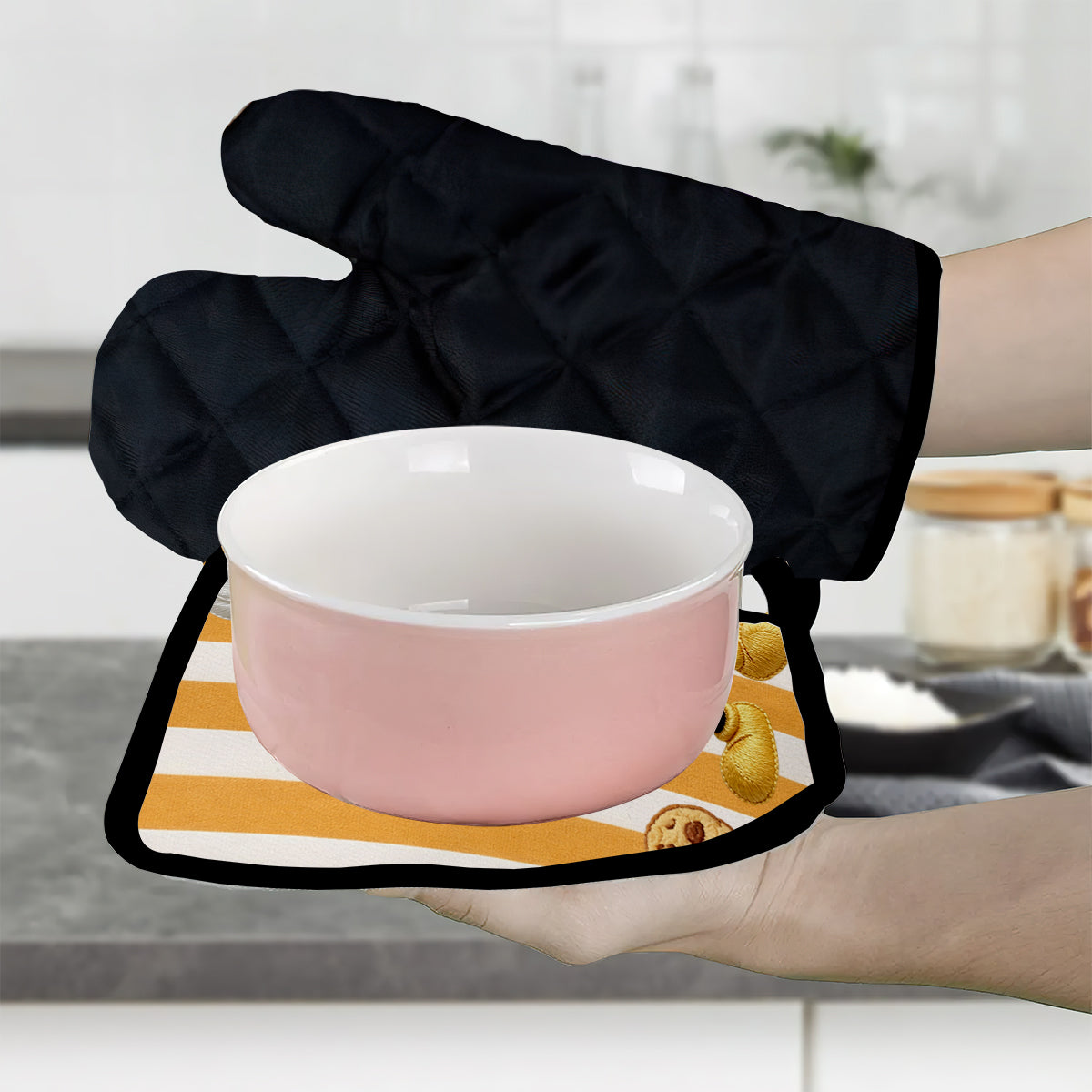 Personalized Mickey Mouse Oven Mitts & Pot Holder Set for Kids Oven Mitts & Pot Holder set GradoCreations