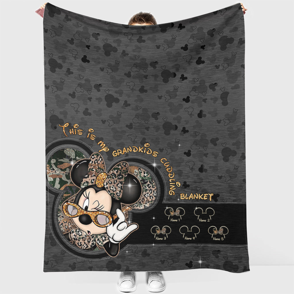 Personalized Cuddling Blanket for Grandma with Grandkids Names Blanket GradoCreations