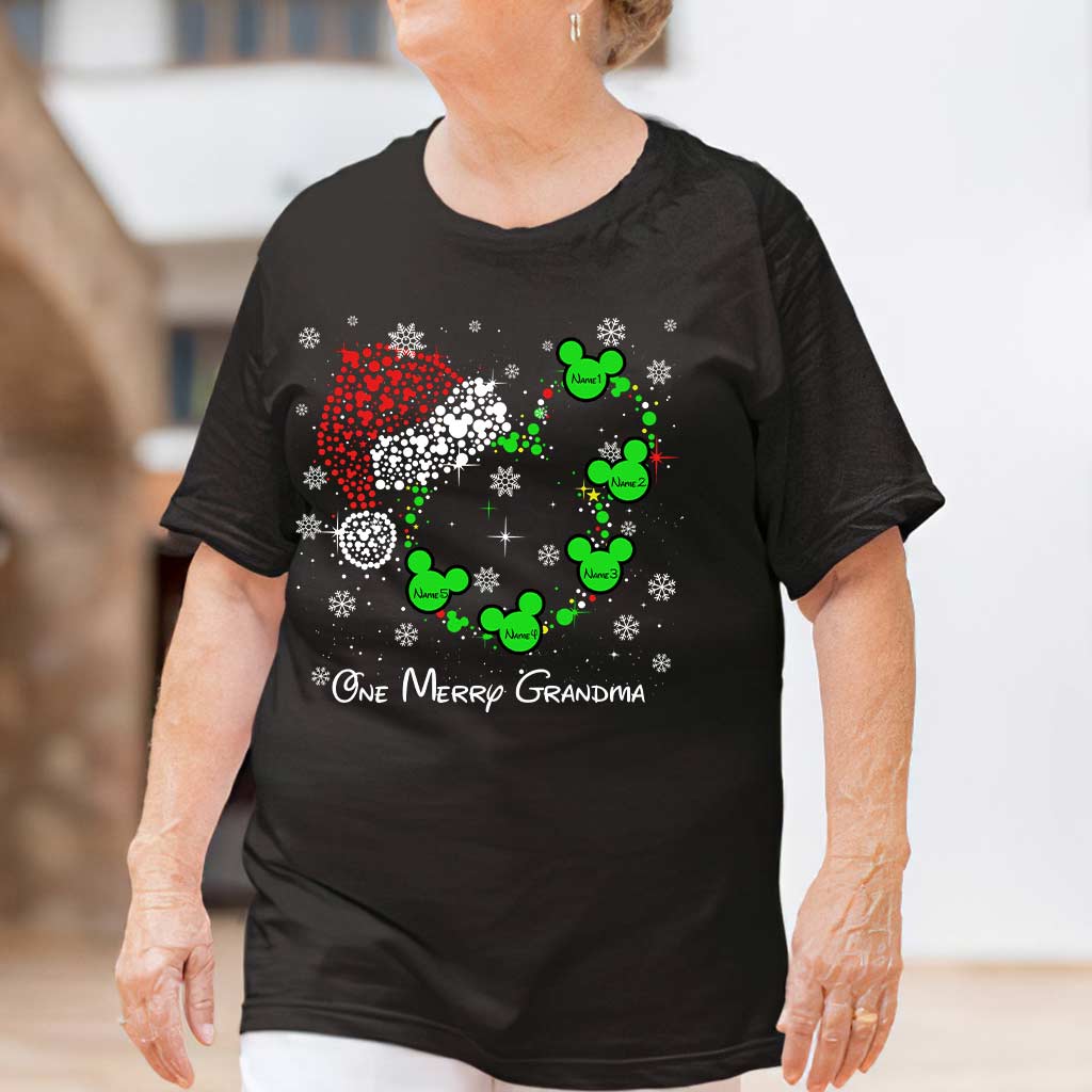 Personalized Christmas T-Shirt & Hoodie for Grandma | Custom Names T-shirt & Hoodie GradoCreations