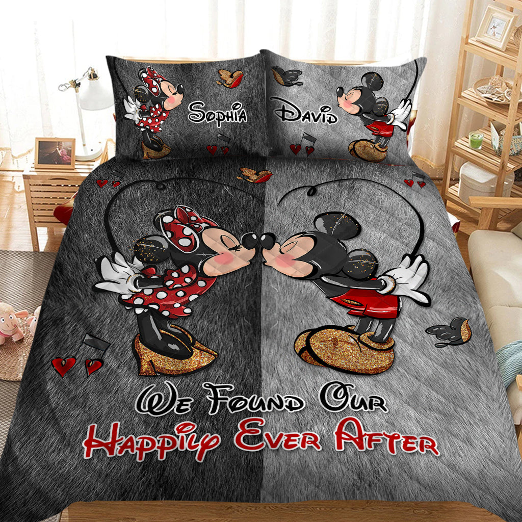 Personalized Mickey Mouse Quilt Set with Custom Names | Romantic Gift Quilt Set GradoCreations