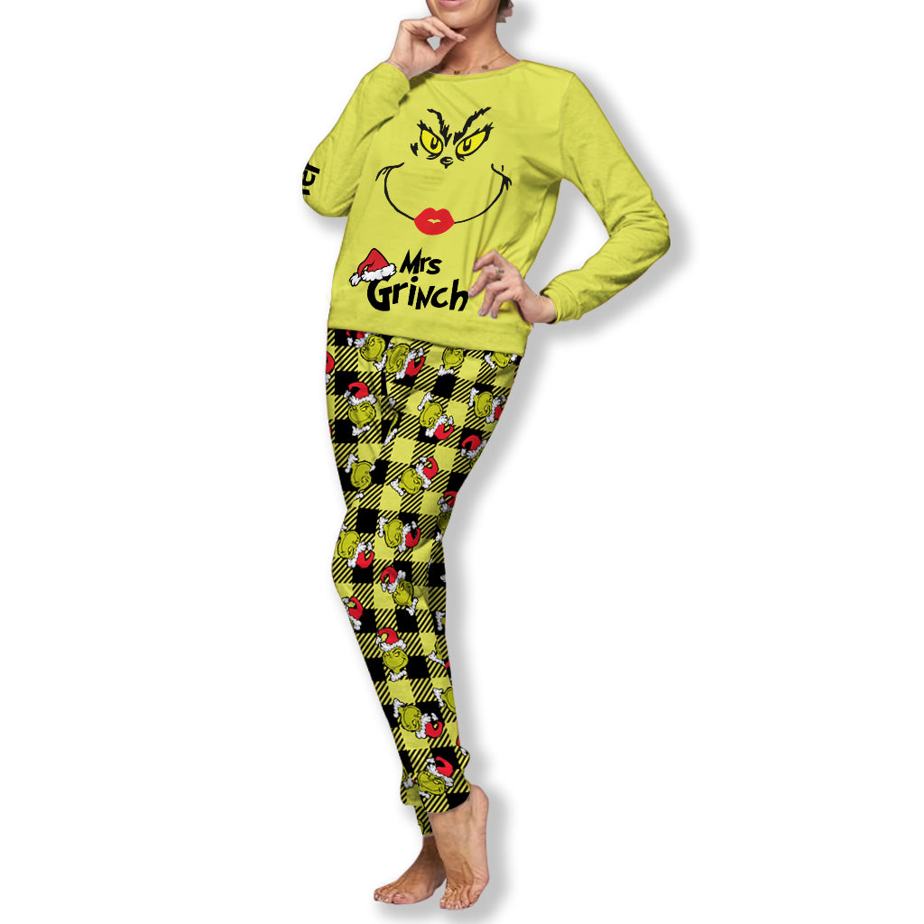 Personalized Grinch Couple Pajamas Set for Christmas | Custom Name Pajamas Set GradoCreations