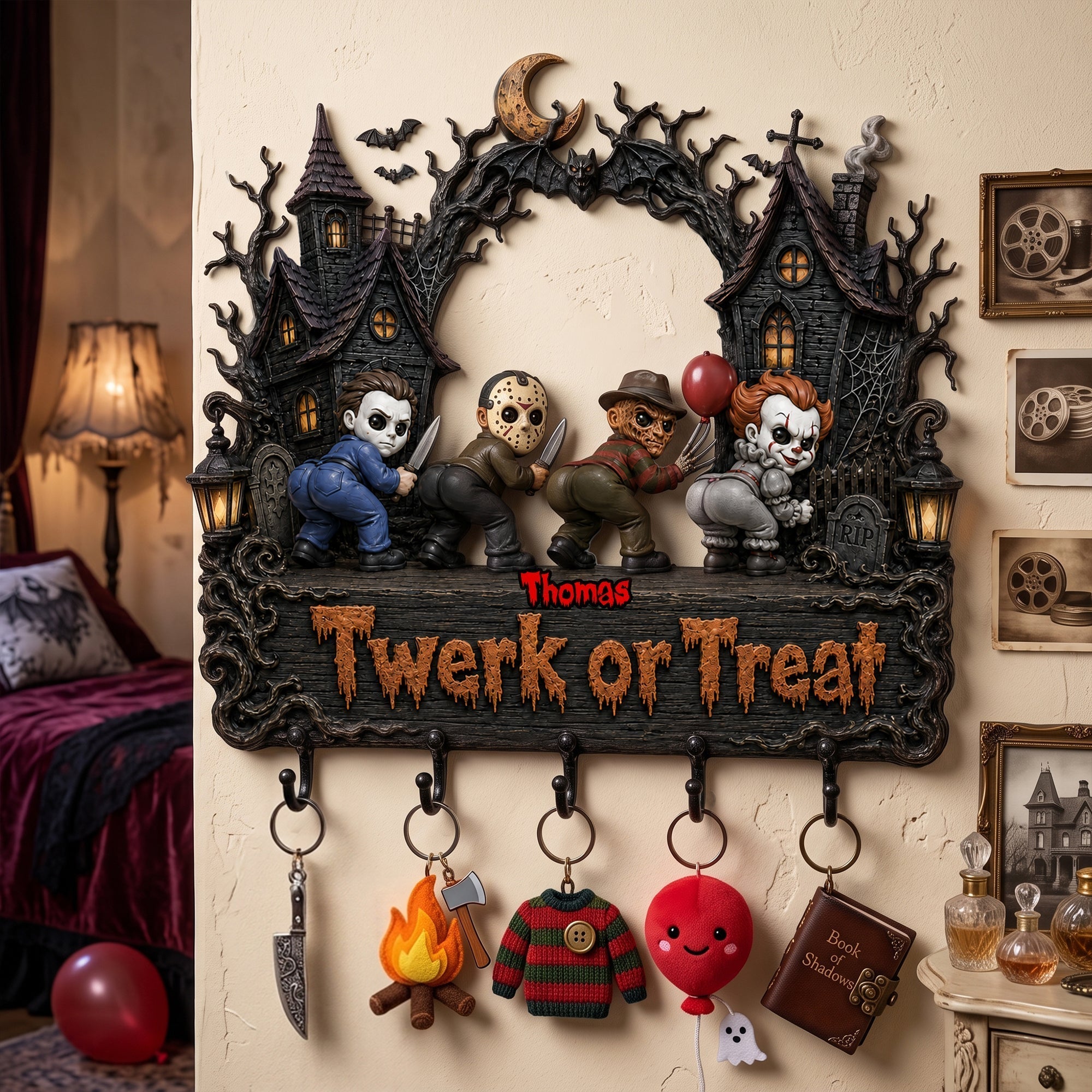 Personalized Halloween Hanging Rack Custom Name Key Holder Gift for Family Hanging Rack GradoCreations