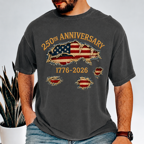Personalized 250th Anniversary USA Independence Day Comfort Shirt Gift Comfort Shirt GradoCreations