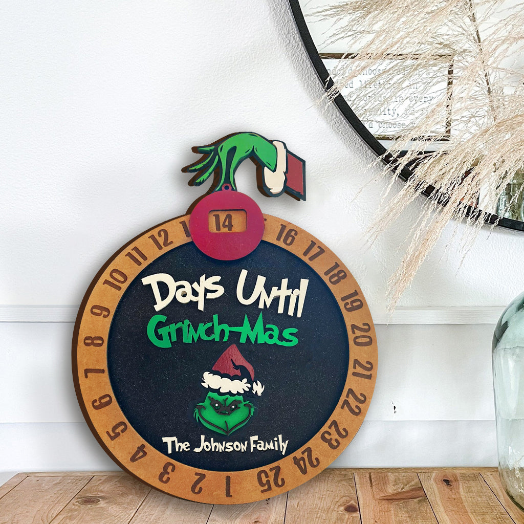 Personalized Grinch Christmas Countdown Sign for Family Christmas Countdown Wood Sign 1 GradoCreations