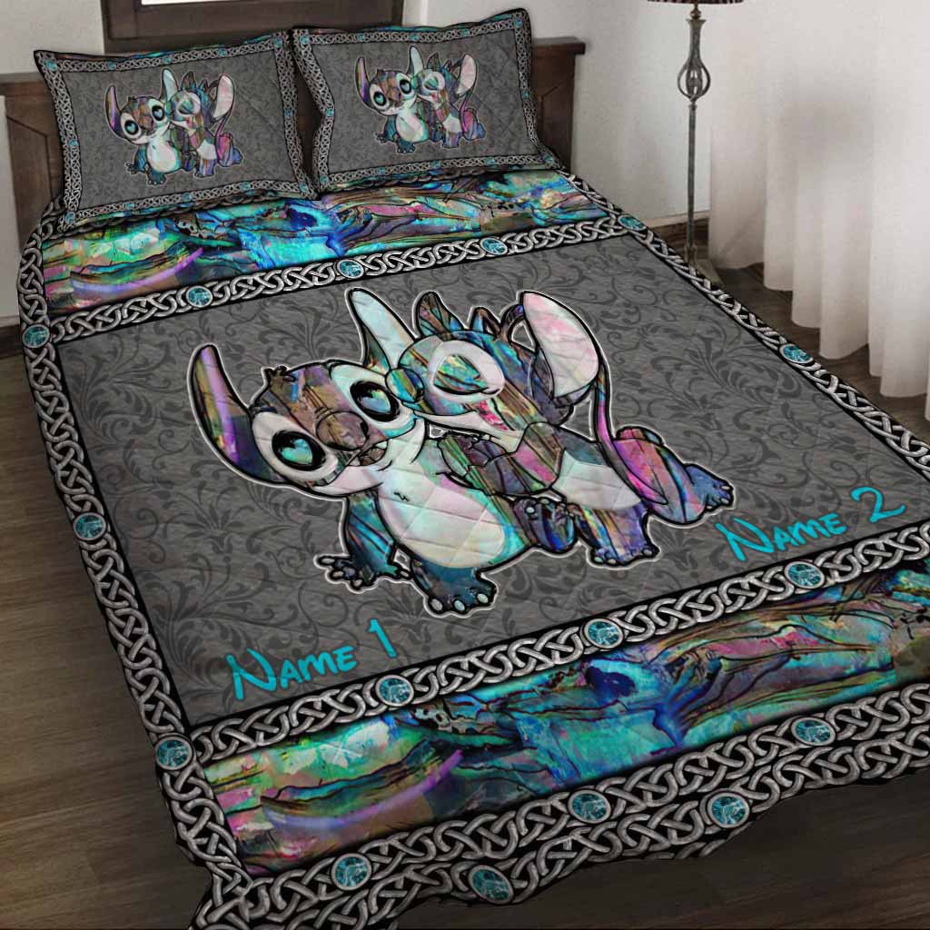 Personalized Cartoon Character Quilt Set Custom Names Couple Gift Quilt Set GradoCreations