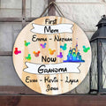 Personalized Mother's Day Round Wood Sign for Grandma with Custom Names Round Wood Sign GradoCreations