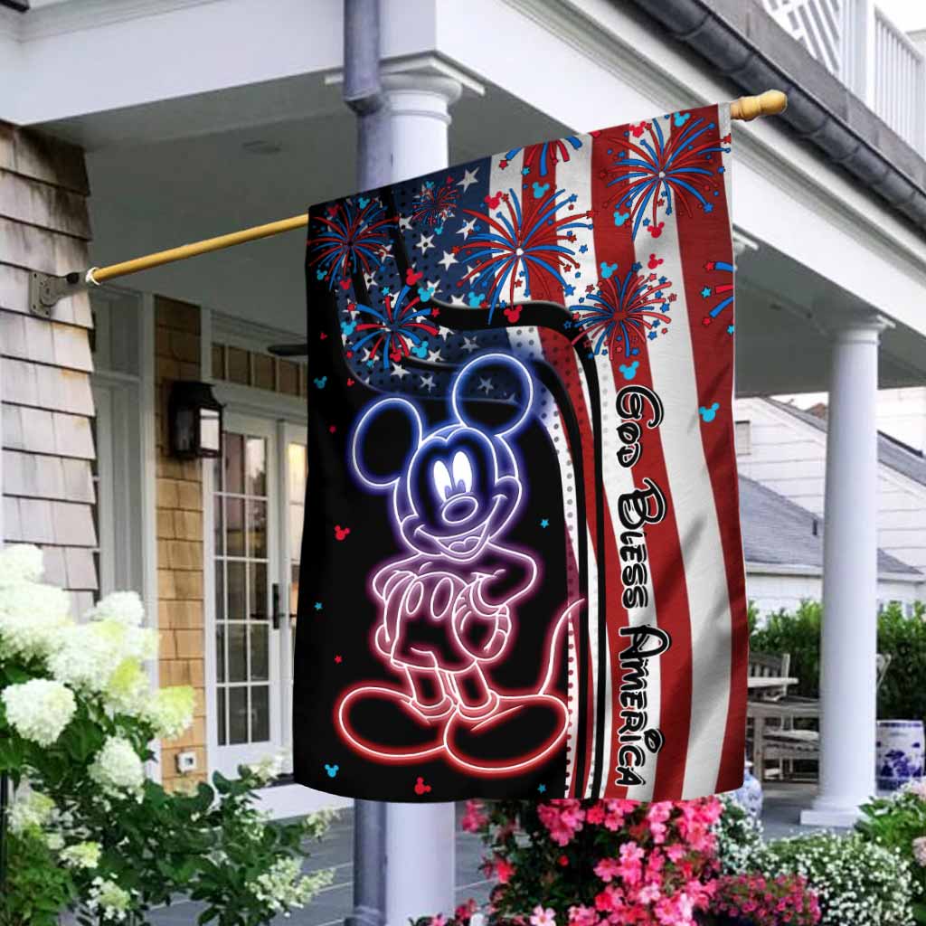 Personalized Independence Day Mouse House Flag Gift for Family House Flag GradoCreations