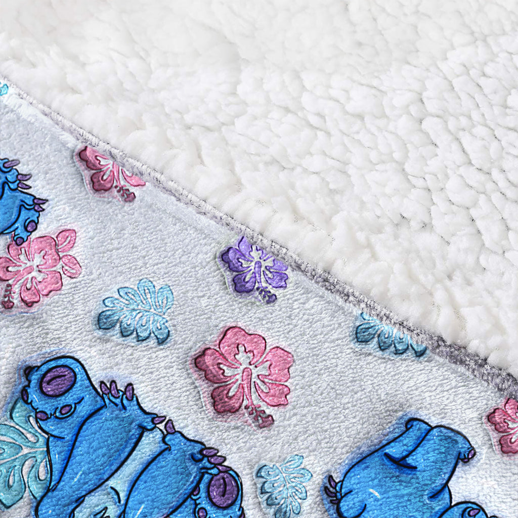 Personalized Ohana Blanket Hoodie Custom Name Gift for Family Blanket Hoodie GradoCreations
