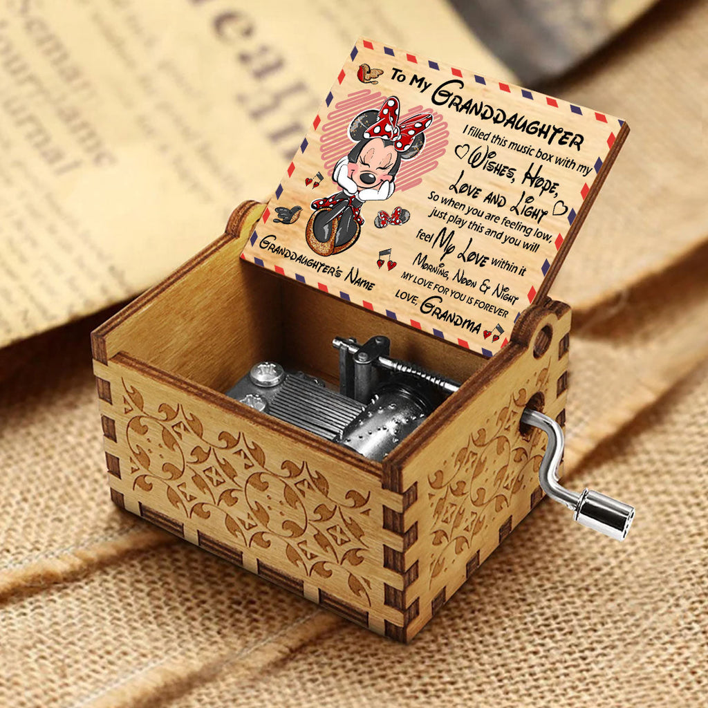 Personalized Hand Crank Music Box for Granddaughter - Mother's Day Gift Hand Crank Music Box GradoCreations