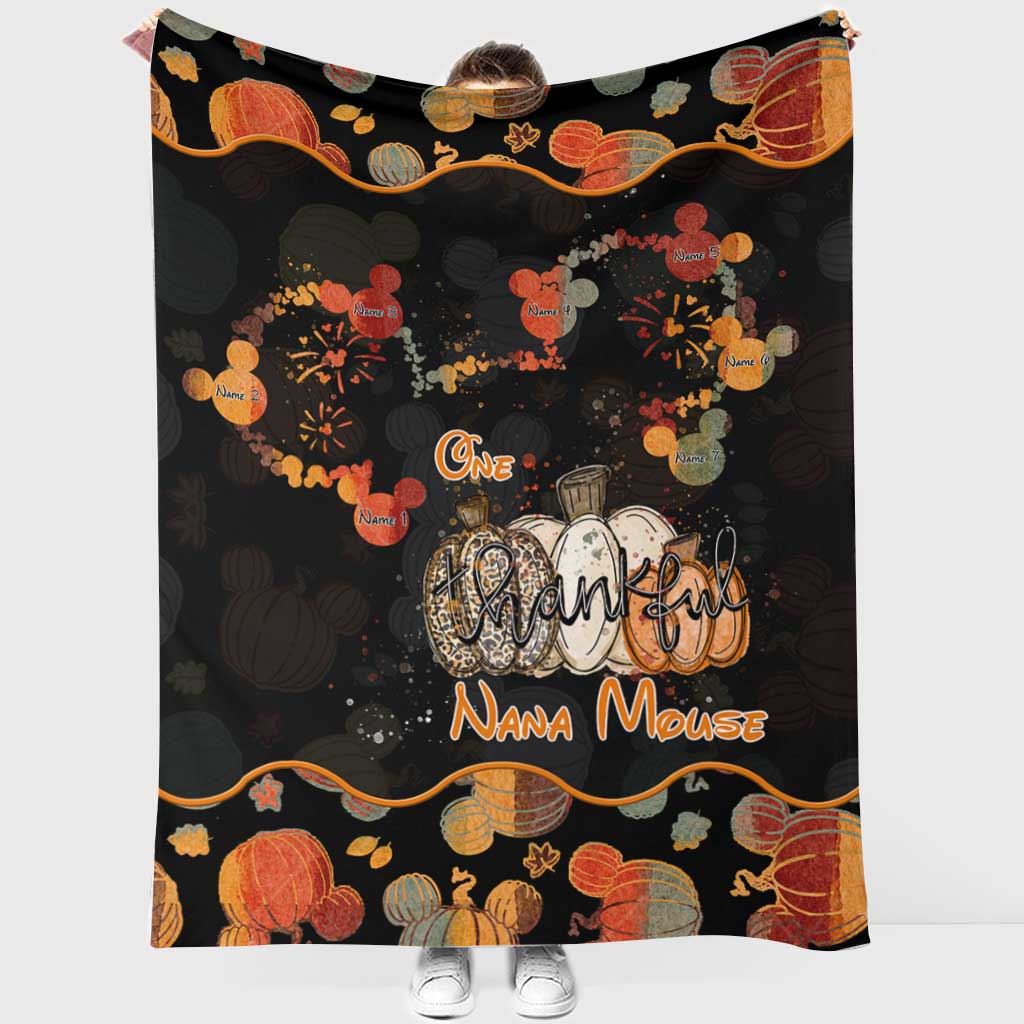 Personalized Thanksgiving Blanket for Grandma - Cozy Custom Nana Gift Blanket GradoCreations