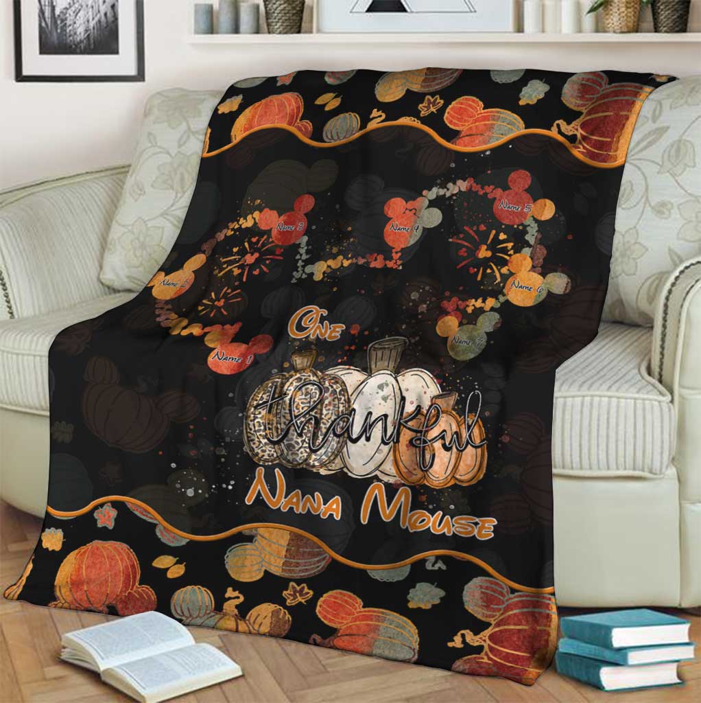 Personalized Thanksgiving Blanket for Grandma - Cozy Custom Nana Gift Blanket GradoCreations