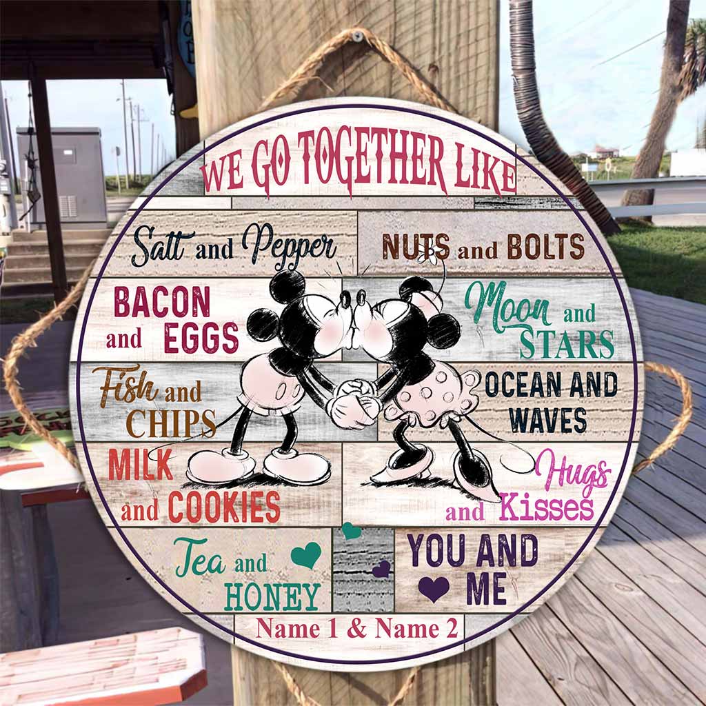 Personalized Round Wood Sign for Couples - Custom Name Gift Round Wood Sign GradoCreations