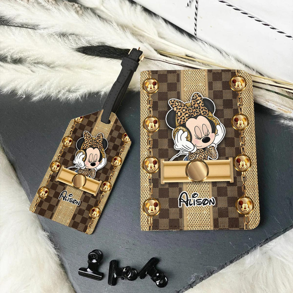 Personalized Leather Luggage Tag & Passport Holder Set with Name for Travelers Leather Luggage Tag & Passport Holder GradoCreations
