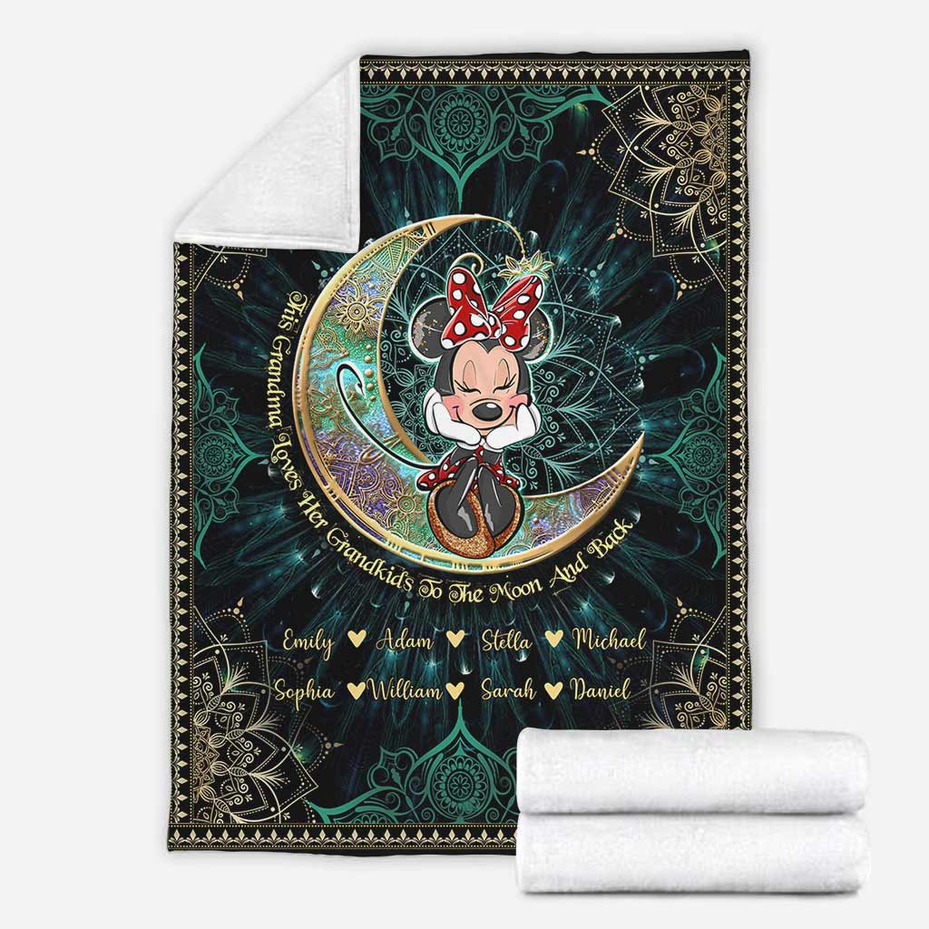 Personalized Mouse Blanket for Grandma with Grandkids Names - Unique Gift Blanket GradoCreations