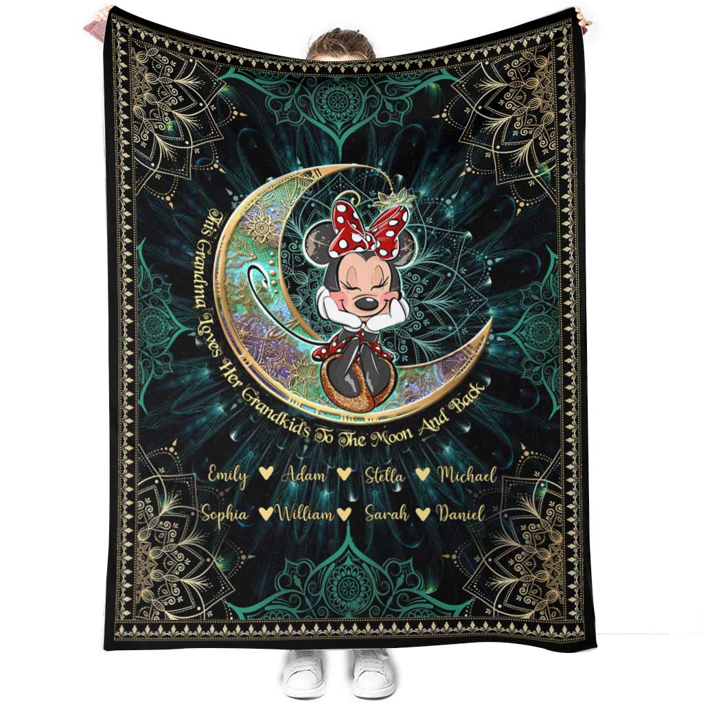 Personalized Mouse Blanket for Grandma with Grandkids Names - Unique Gift Blanket GradoCreations