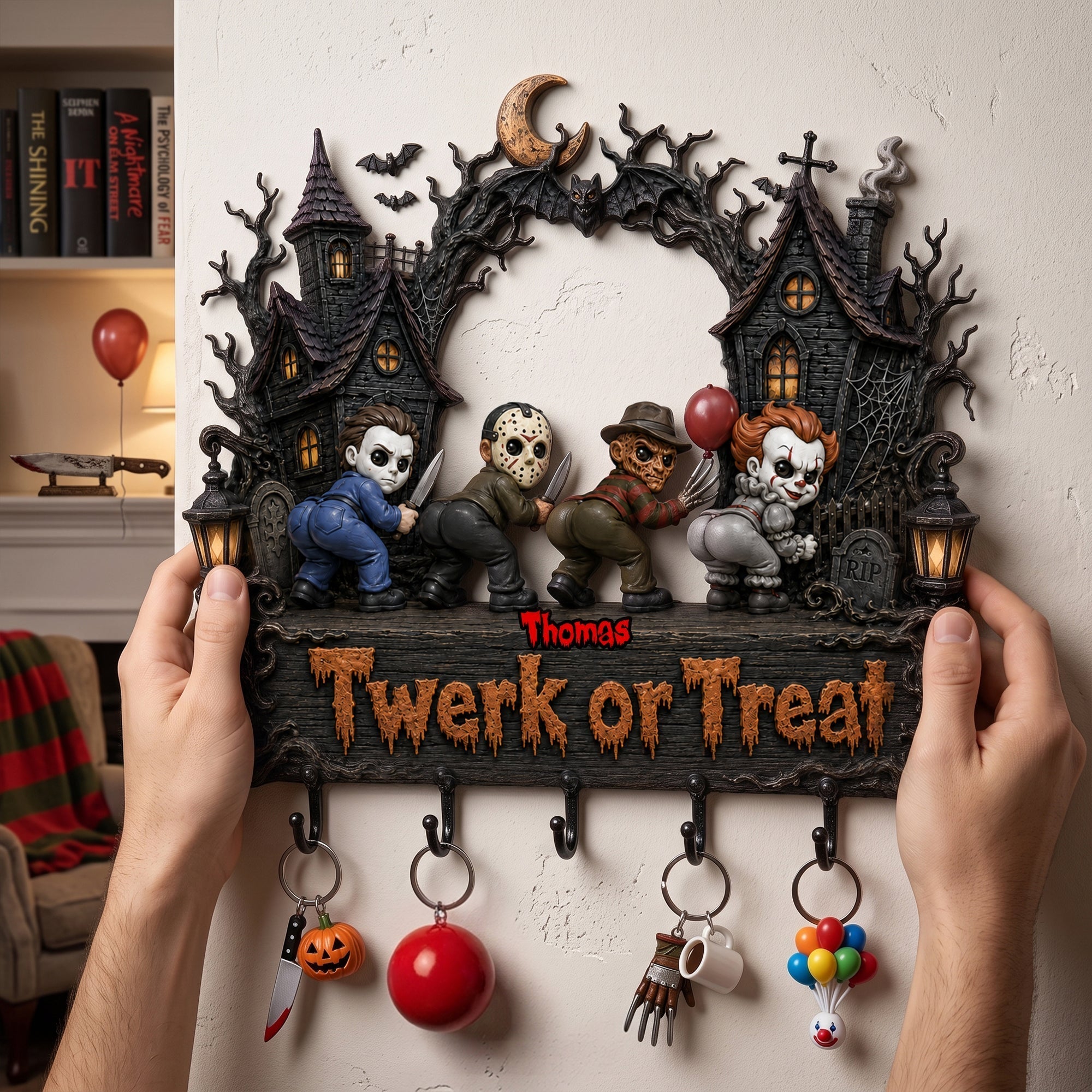 Personalized Halloween Hanging Rack Custom Name Key Holder Gift for Family Hanging Rack GradoCreations