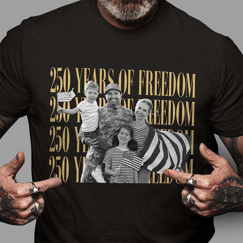 Personalized USA 250th Anniversary Comfort Shirt Gift for Family Comfort Shirt GradoCreations