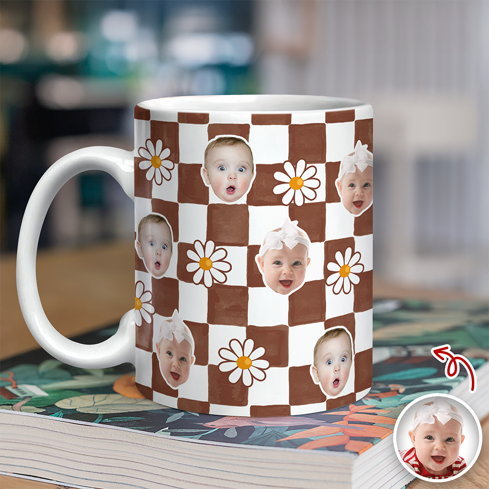 Personalized Baby Face Daisy Checkered Mug Gift for Mom & Dad HN590 - edge to edge mug GradoCreations