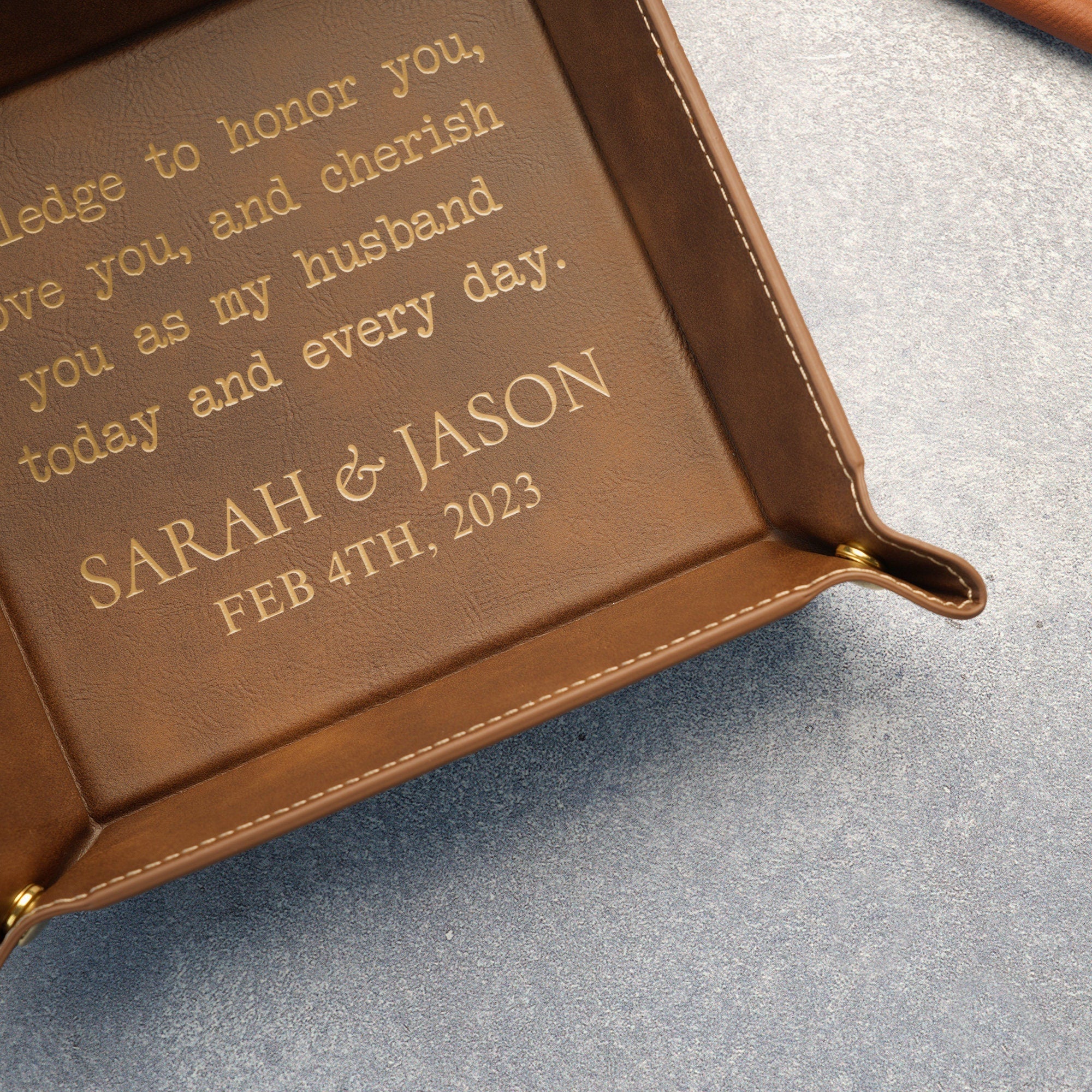Personalized Leather Valet Tray Custom Name Gift for Dad HN590 - Leather Valet Tray FIX GradoCreations
