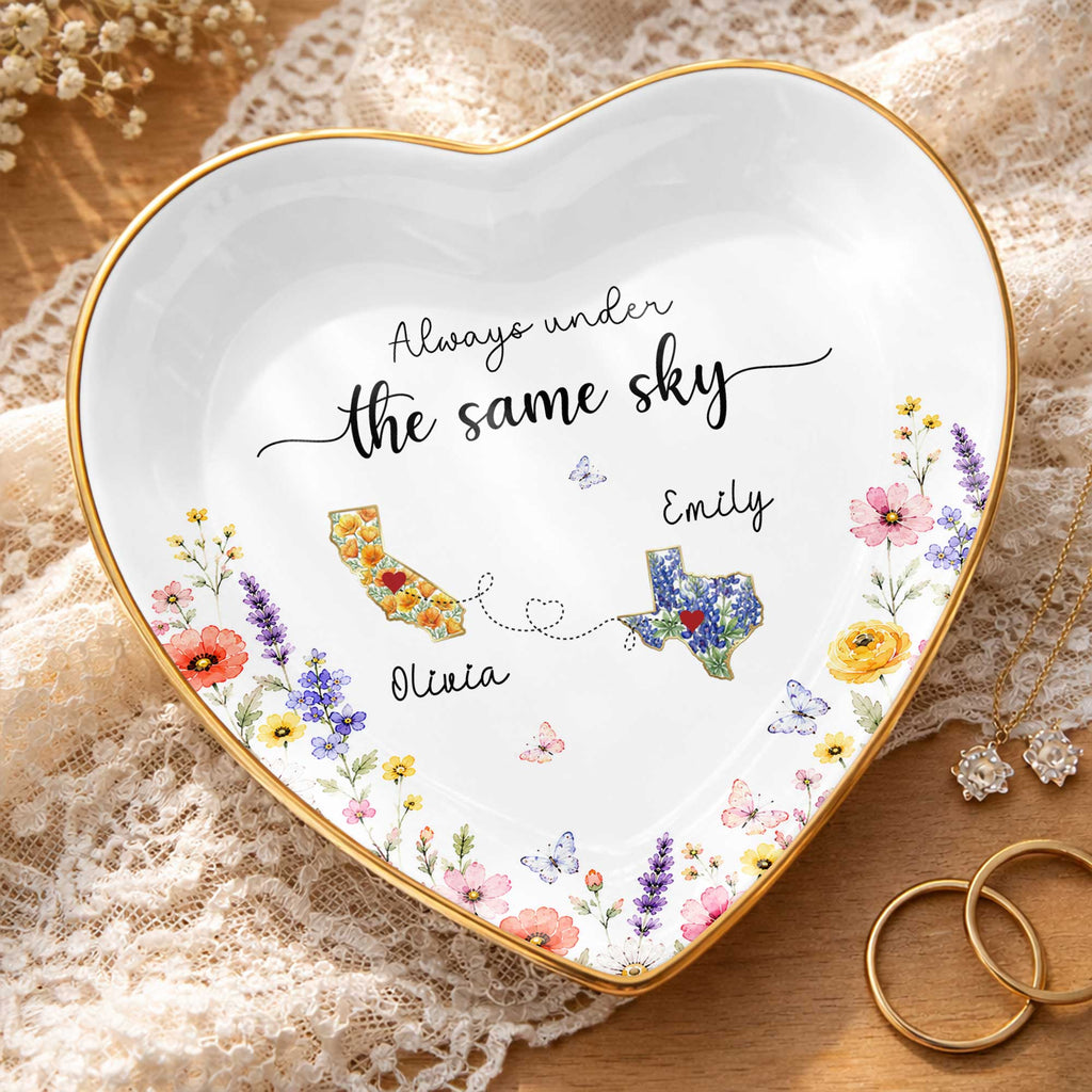Personalized Heart-Shaped Jewelry Dish Custom Name Gift for Mom Heart Jewelry Dish GradoCreations