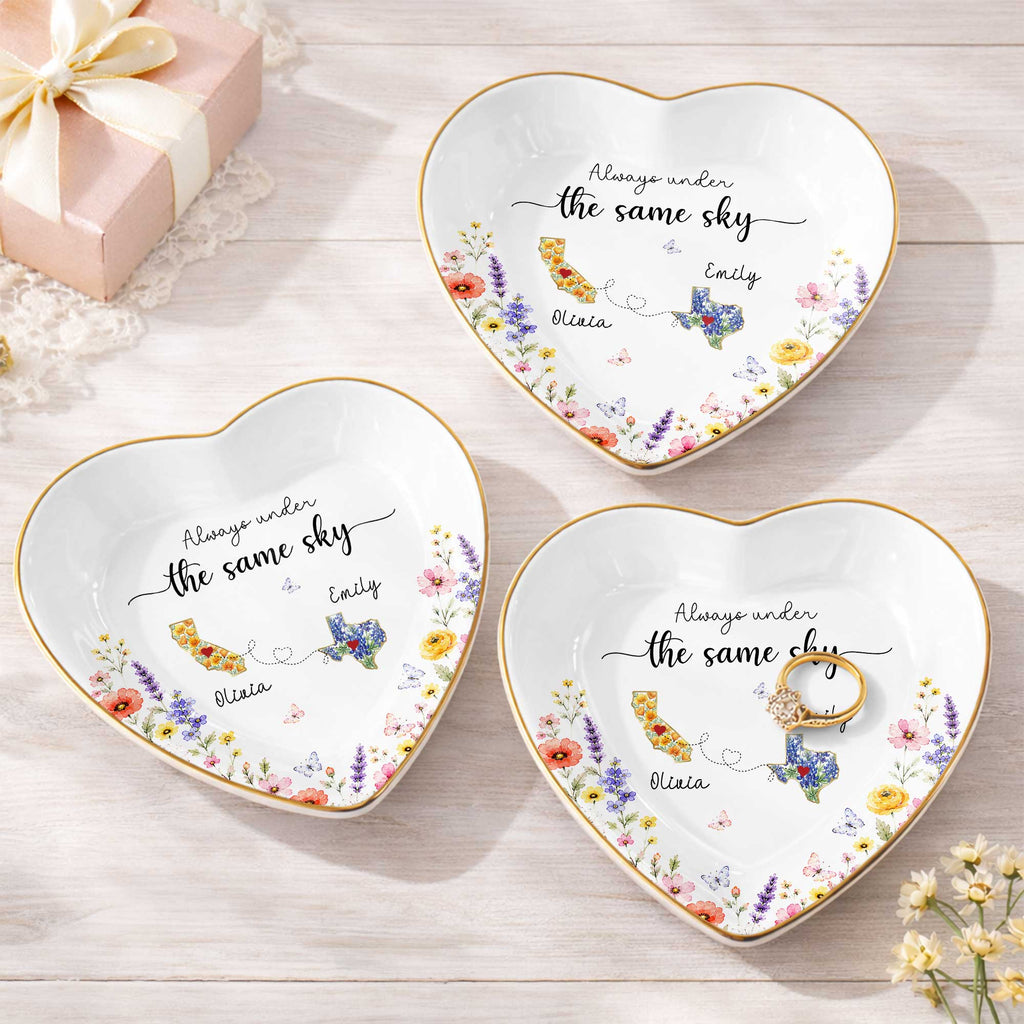 Personalized Heart-Shaped Jewelry Dish Custom Name Gift for Mom Heart Jewelry Dish GradoCreations