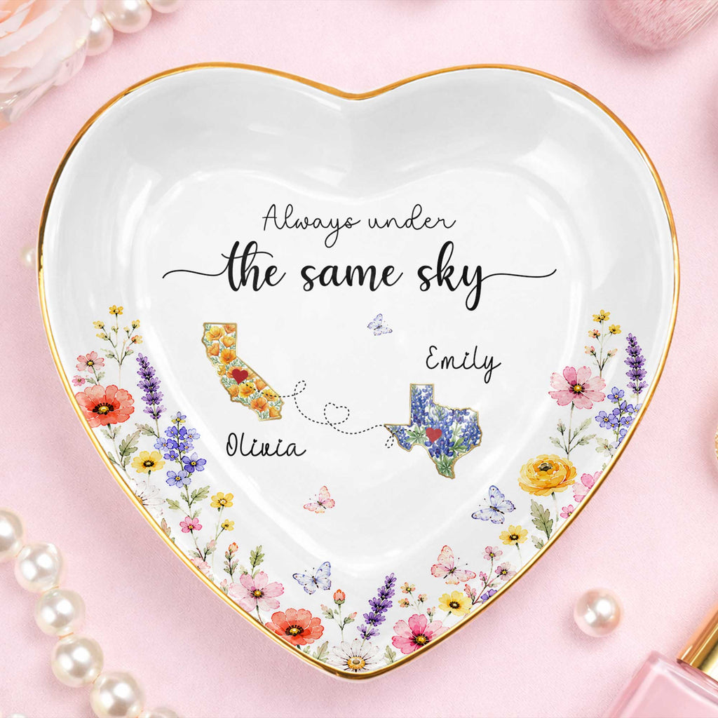 Personalized Heart-Shaped Jewelry Dish Custom Name Gift for Mom Heart Jewelry Dish GradoCreations