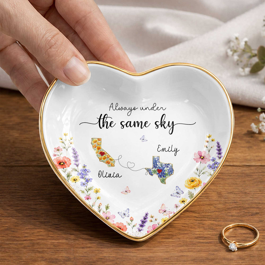Personalized Heart-Shaped Jewelry Dish Custom Name Gift for Mom Heart Jewelry Dish GradoCreations