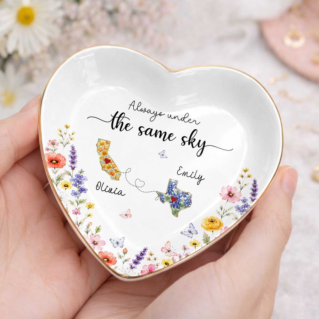 Personalized Heart-Shaped Jewelry Dish Custom Name Gift for Mom Heart Jewelry Dish GradoCreations