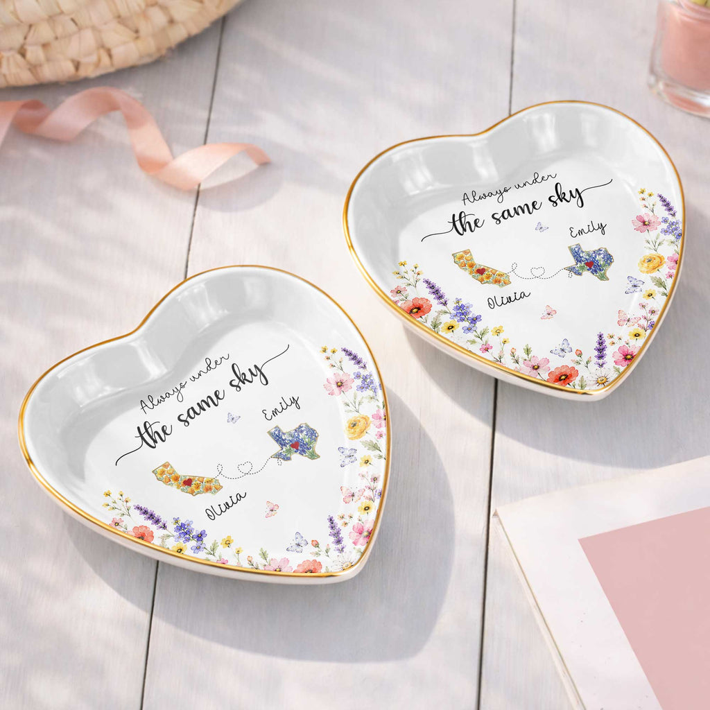 Personalized Heart-Shaped Jewelry Dish Custom Name Gift for Mom Heart Jewelry Dish GradoCreations