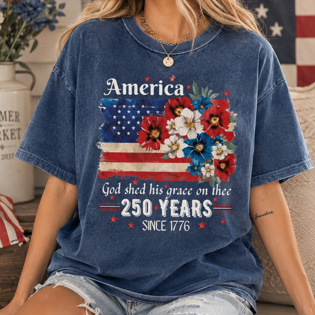 Personalized USA 250th Anniversary Floral Comfort Shirt Gift Comfort Shirt GradoCreations