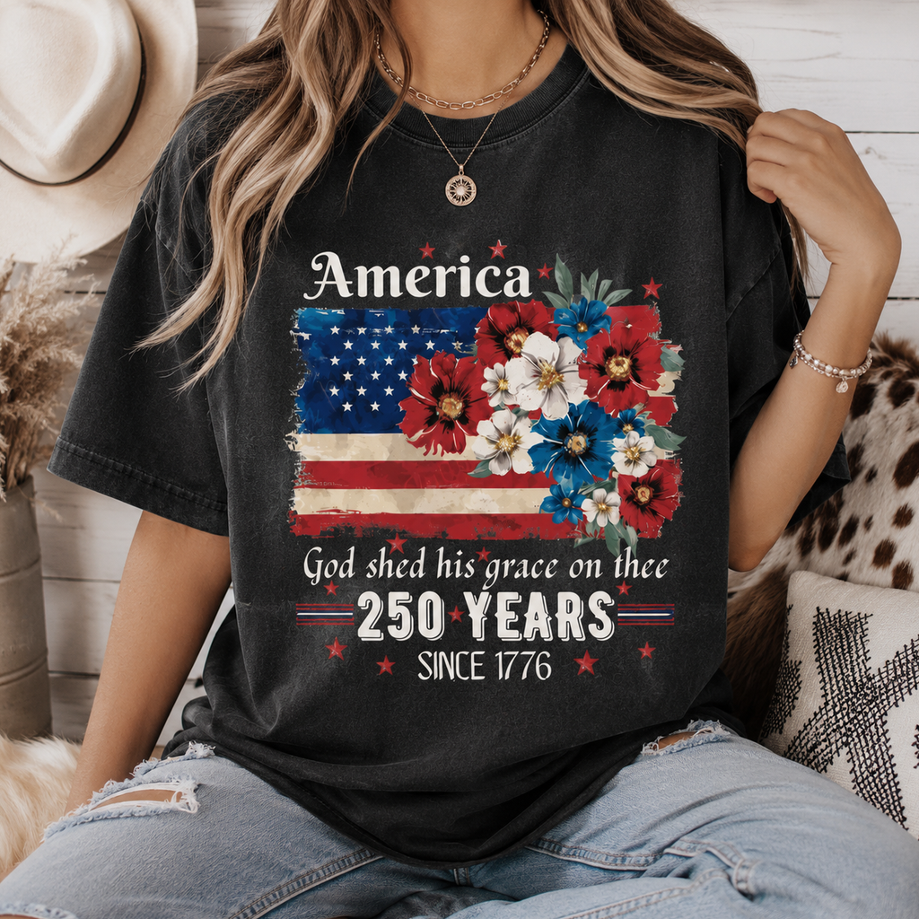 Personalized USA 250th Anniversary Floral Comfort Shirt Gift Comfort Shirt GradoCreations