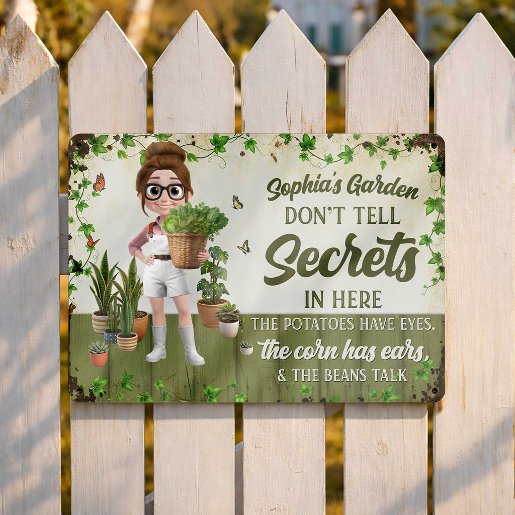 Personalized Metal Garden Sign Custom Name Wine Gift for Mom