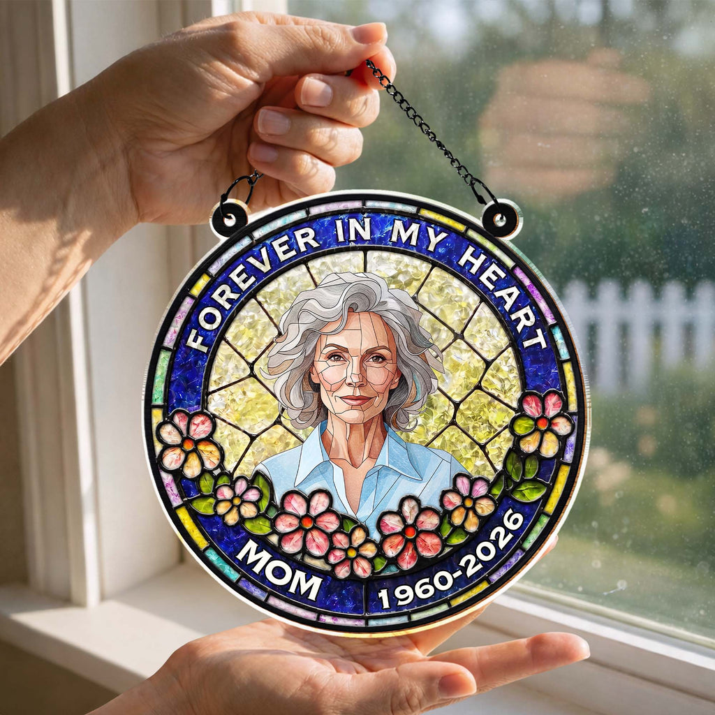 Personalized Memorial Suncatcher Portrait Gift for Mom