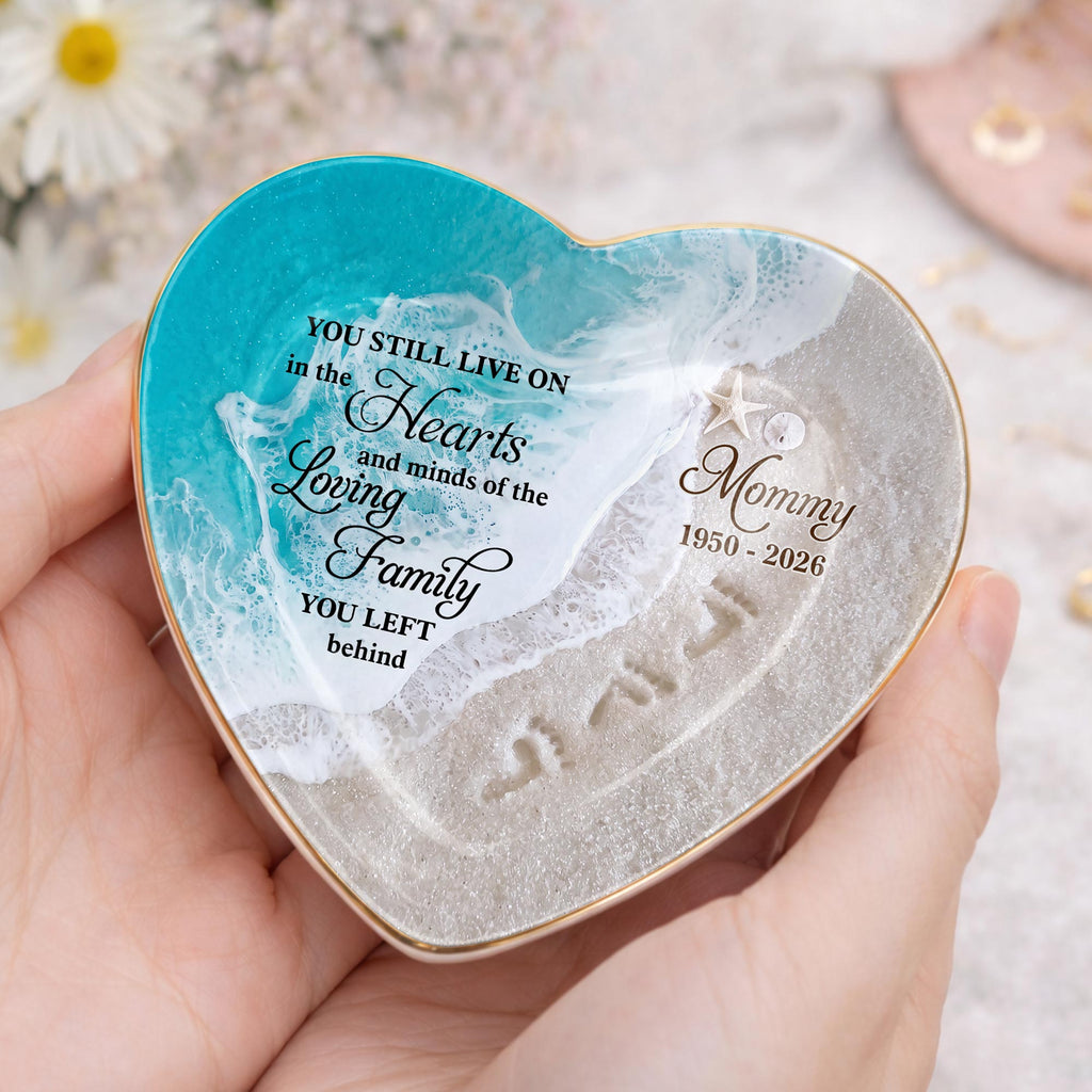 Personalized Heart-Shaped Jewelry Dish Custom Name Gift for Family Heart Jewelry Dish GradoCreations