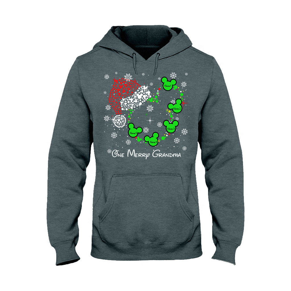 Personalized Christmas T-Shirt & Hoodie for Grandma | Custom Names T-shirt & Hoodie GradoCreations
