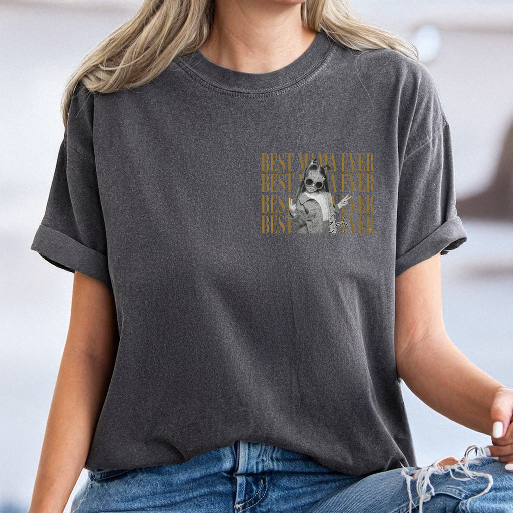 Personalized Comfort Shirt Custom Photo Best Mom/Dad Gift Comfort Shirt GradoCreations