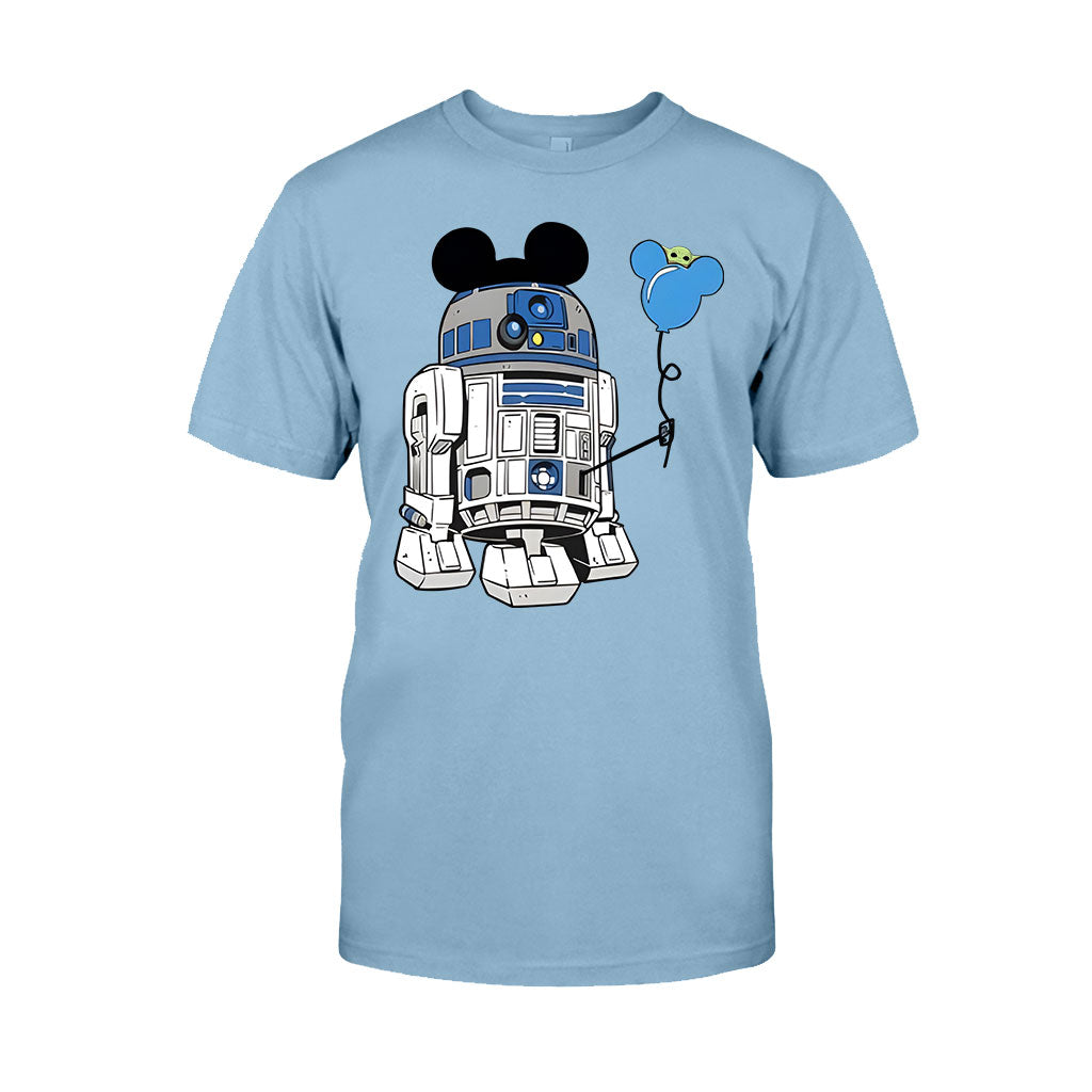 Personalized Couple T-shirts with Character Design | Custom Gift Idea T-shirt & Hoodie GradoCreations