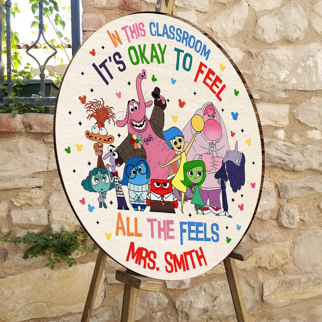 Personalized Round Wood Sign Classroom Decor for Teacher Gift Round Wood Sign GradoCreations