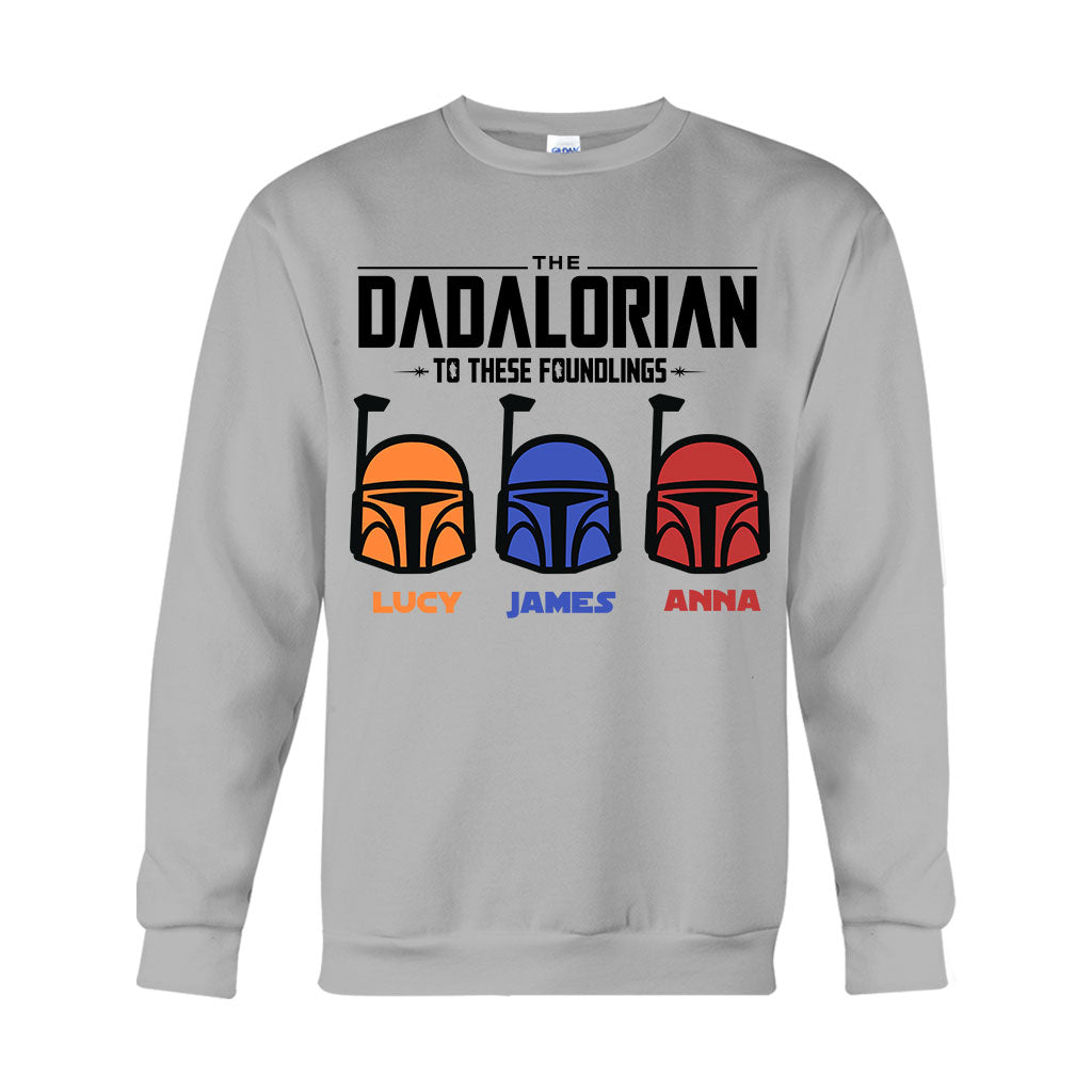 Personalized Dadalorian T-Shirt & Hoodie Gift for Dad | Custom Family Names T-shirt & Hoodie GradoCreations